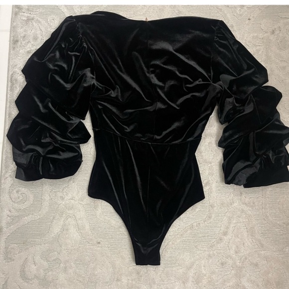 MISA LOS ANGELES Linde Velvet Bodysuit - Black - Size Small - Picture 4 of 7